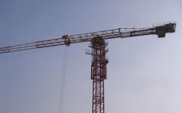 益阳市市政公用工程施工总承包二级资质对技术负责人的业绩有什么要求？